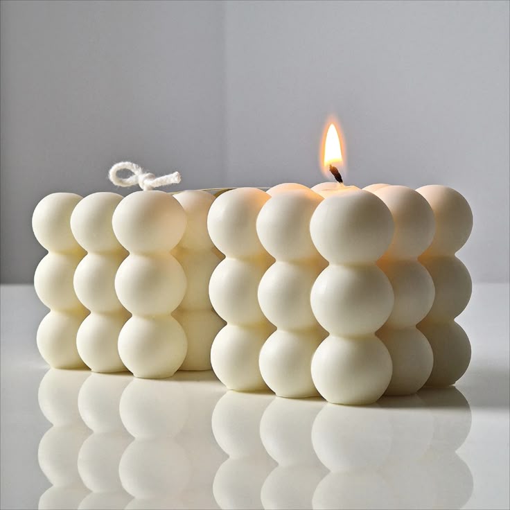 HH SCENT CANDLES